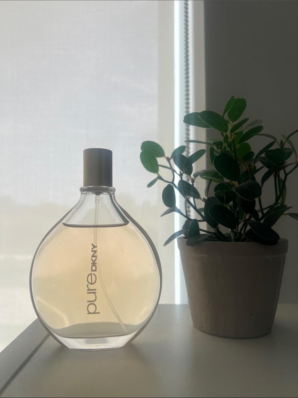DKNY Pure Radiant Body Mist